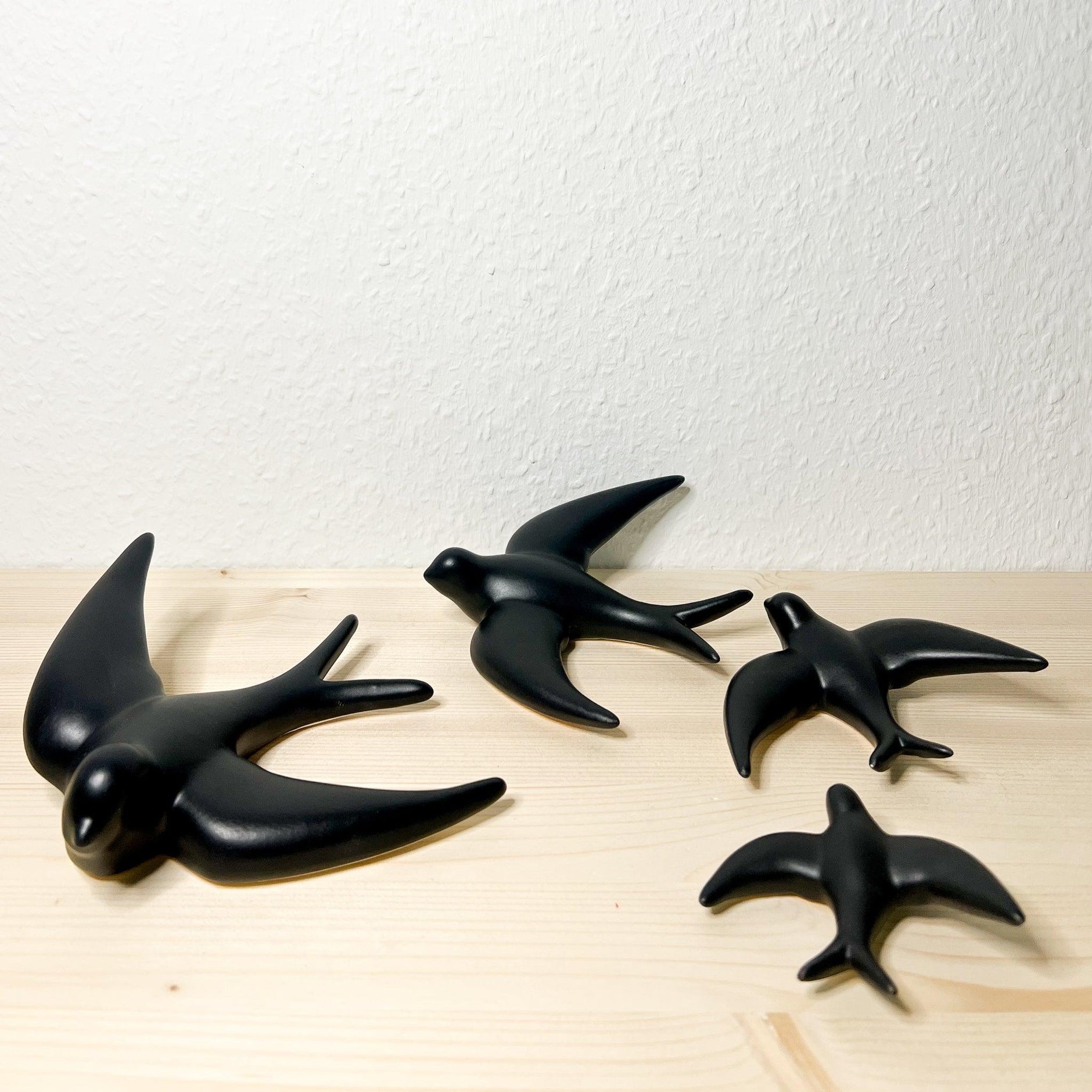 Wandskulptur „Die Schwalbe“ – 3er Set, Handgefertigt In Spanien – 17x17x7 Cm, Schwarz, Mediterraner Deko-Look